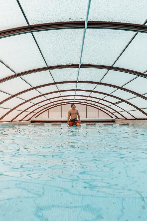 Alentejo Marmoris Hotel & Spa, A Small Luxury Hotel Of The World Vila Viçosa Exterior foto Swimming pool