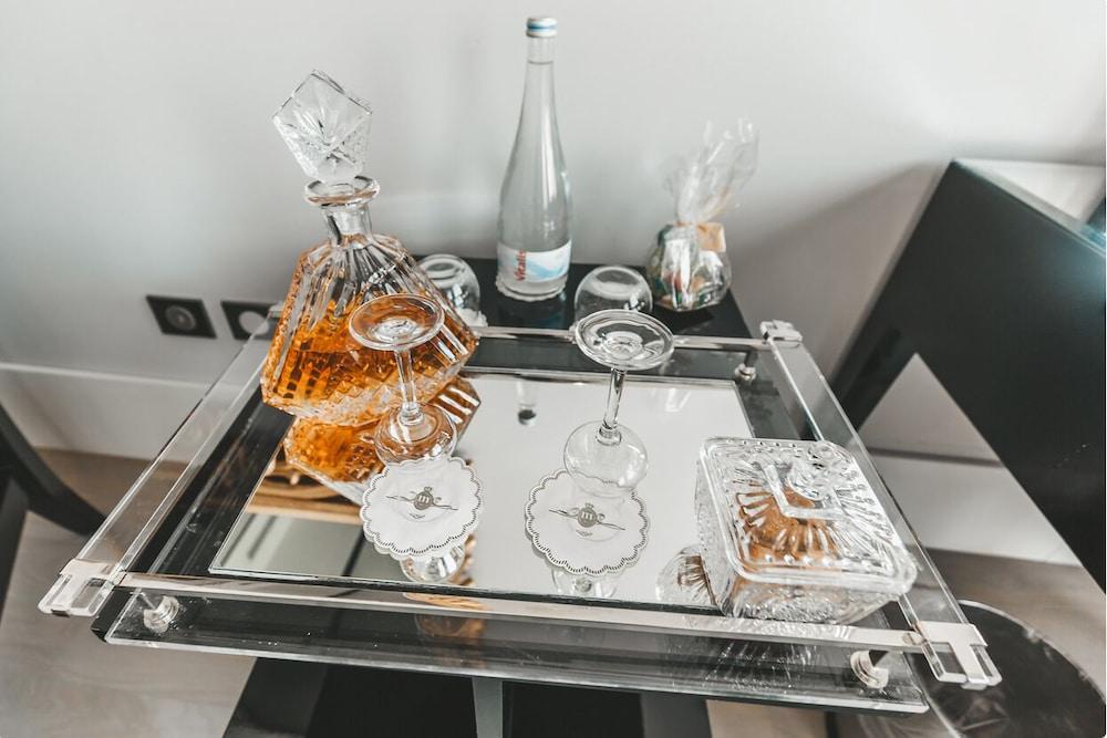 Alentejo Marmoris Hotel & Spa, A Small Luxury Hotel Of The World Vila Viçosa Exterior foto A mirrored tray