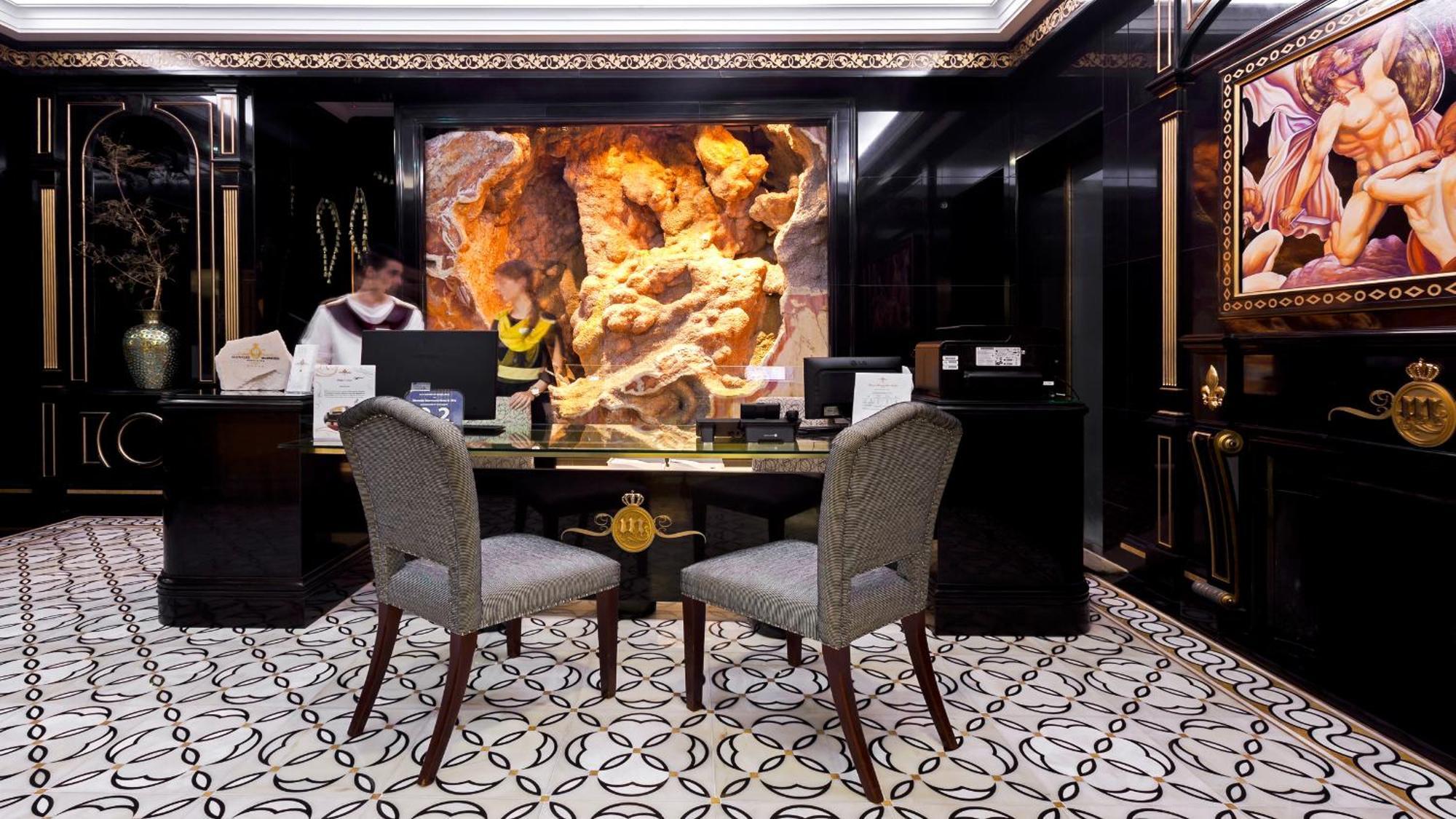 Alentejo Marmoris Hotel & Spa, A Small Luxury Hotel Of The World Vila Viçosa Exterior foto The Concierge Desk at the Mandarin Oriental, Hong Kong