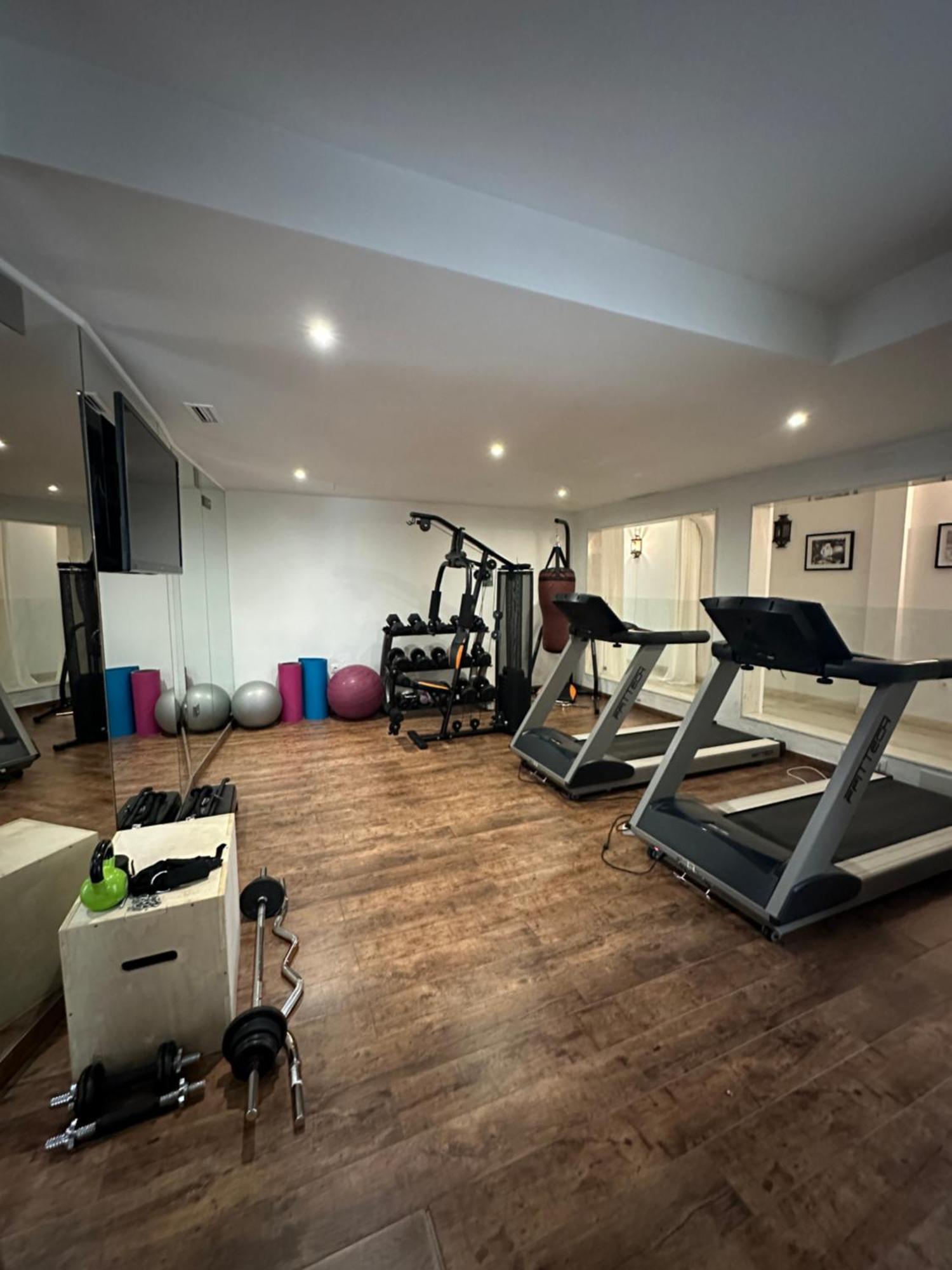 Alentejo Marmoris Hotel & Spa, A Small Luxury Hotel Of The World Vila Viçosa Exterior foto A home gym