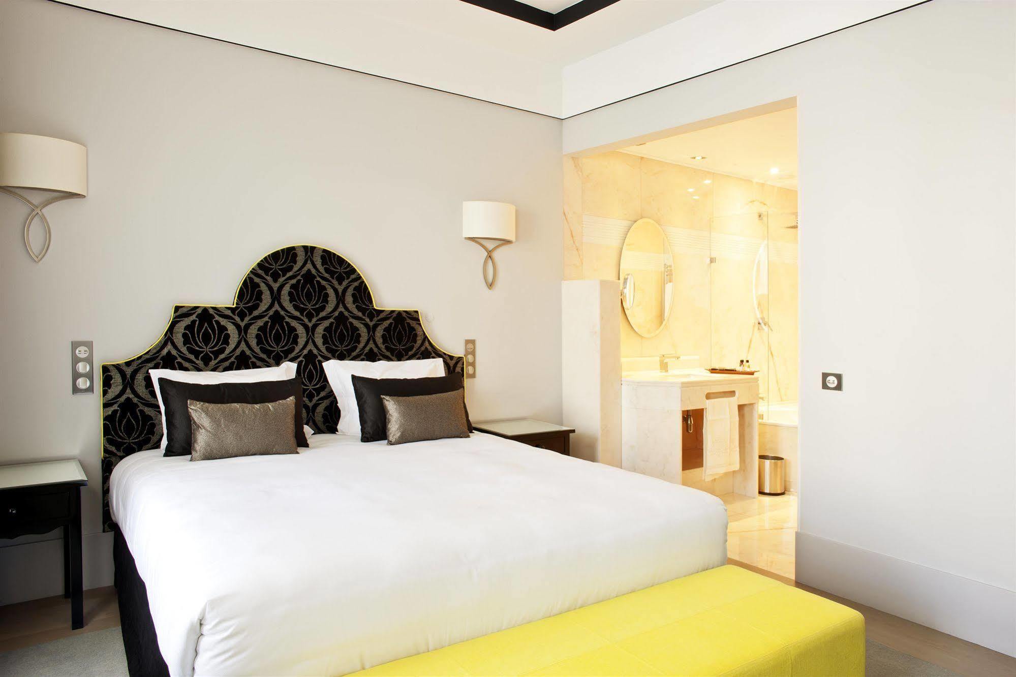 Alentejo Marmoris Hotel & Spa, A Small Luxury Hotel Of The World Vila Viçosa Zimmer foto A room at the hotel